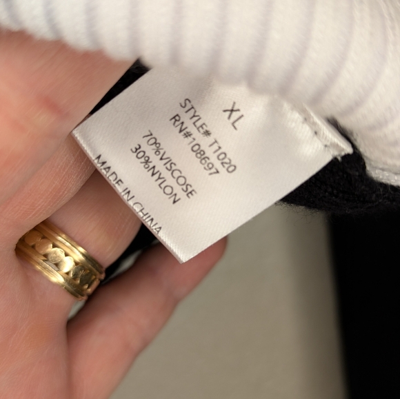 Sweet Rain Zip-Up Sweater Jacket - Picture 4 of 6